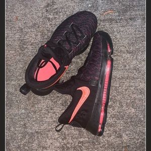 Nike KDs